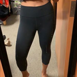 Lululemon legging, size 6